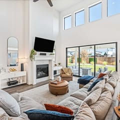 Easton Park Home, Covered Patio, Fire Pit & BBQ