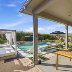 Easton Park 4BR with Private Resort-Style Pool