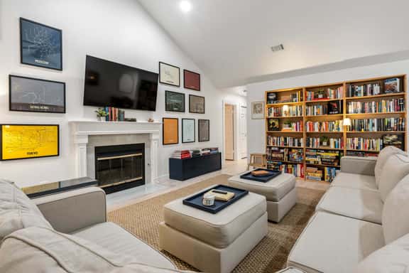 Dog-Friendly Home: 2,000- Books & Board Games - Image 1